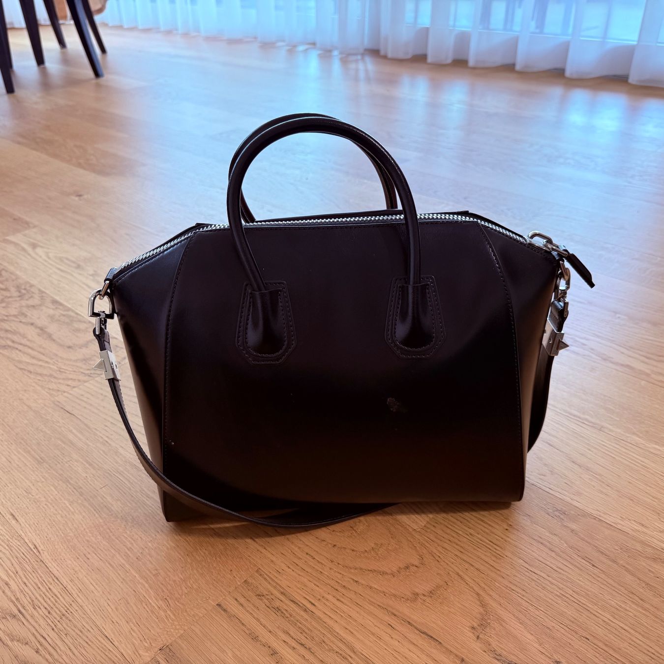 Givenchy Borse: Givenchy antigona tasche – Usato da Zürich venduto da SS59 1