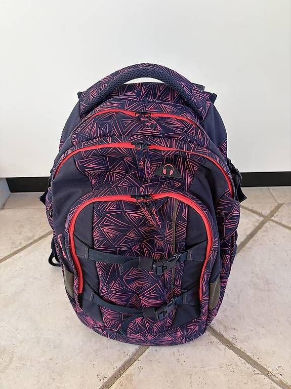 Sacs & sacs à dos: Satch Schulrucksack / Schulthek – D'occasion à Schönenberg ZH par Helicase 3