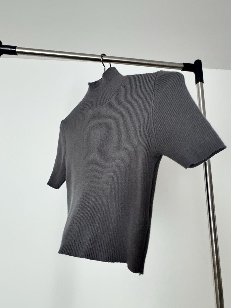 Zara Maglioni & Felpe: Zara Strick Top Grau Rollkragen Kurzarm Gr. S – Usato da Gibswil venduto da Engelsgleich 2