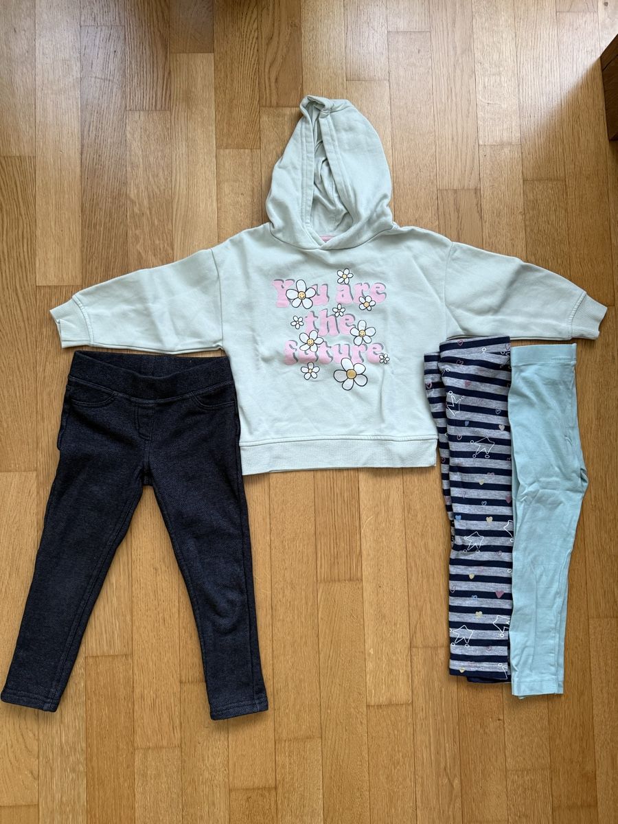 Lotti & Set di vestiti: Kleider Set/Paket Gr 104 – Usato da Zürich venduto da audrey_dri