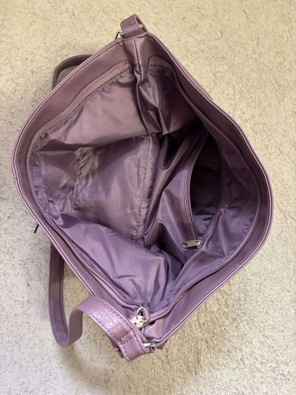 Borse da donna: Damentasche groß, fliederfarben, elegant – Usato da Sonterswil venduto da VD-Service 2