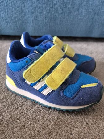 Adidas Sneaker Gr 22
