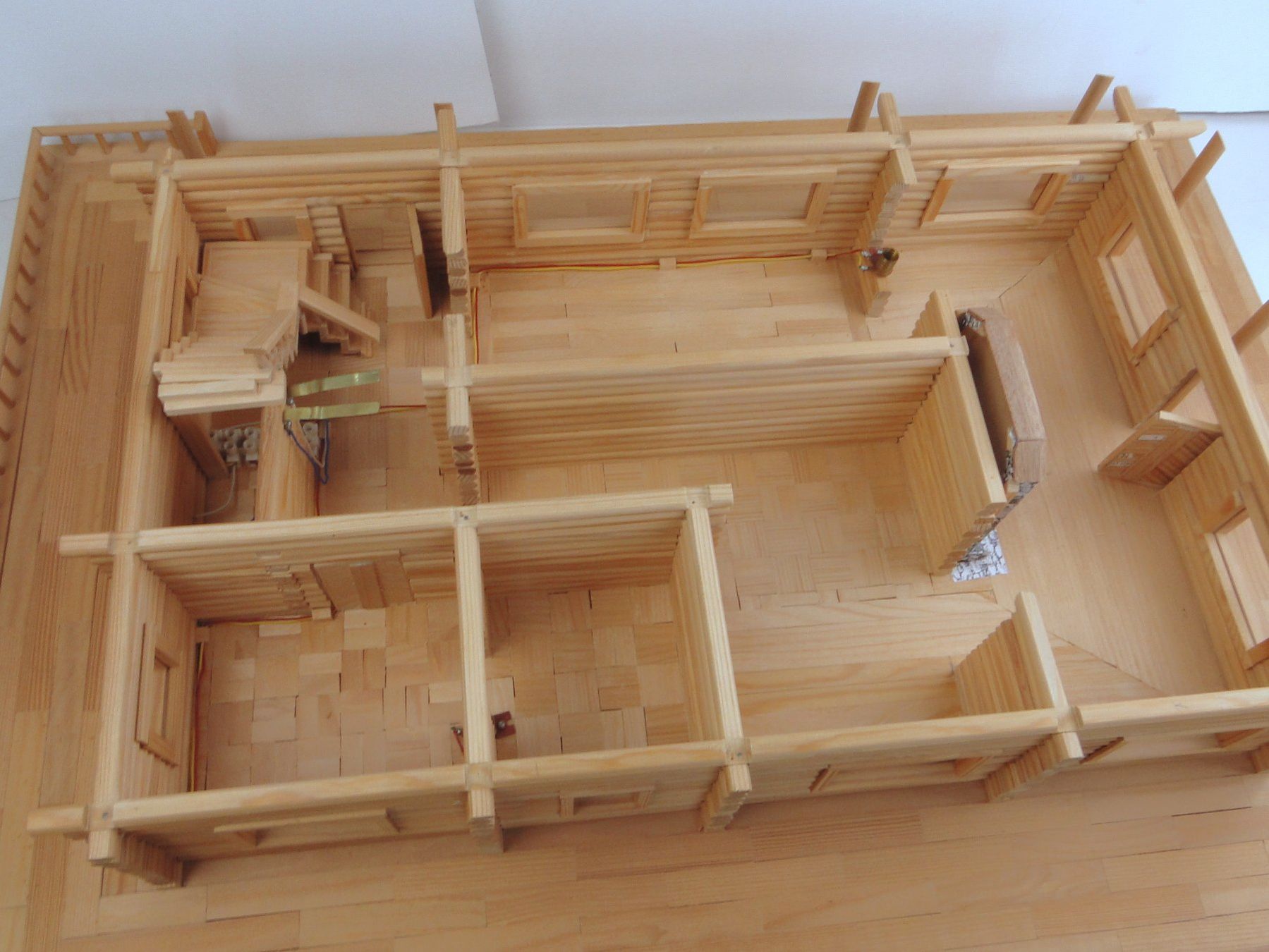 Case e mobili per bambole: Holzmodellhaus Puppenstube – Usato da Bülach venduto da cann11 2