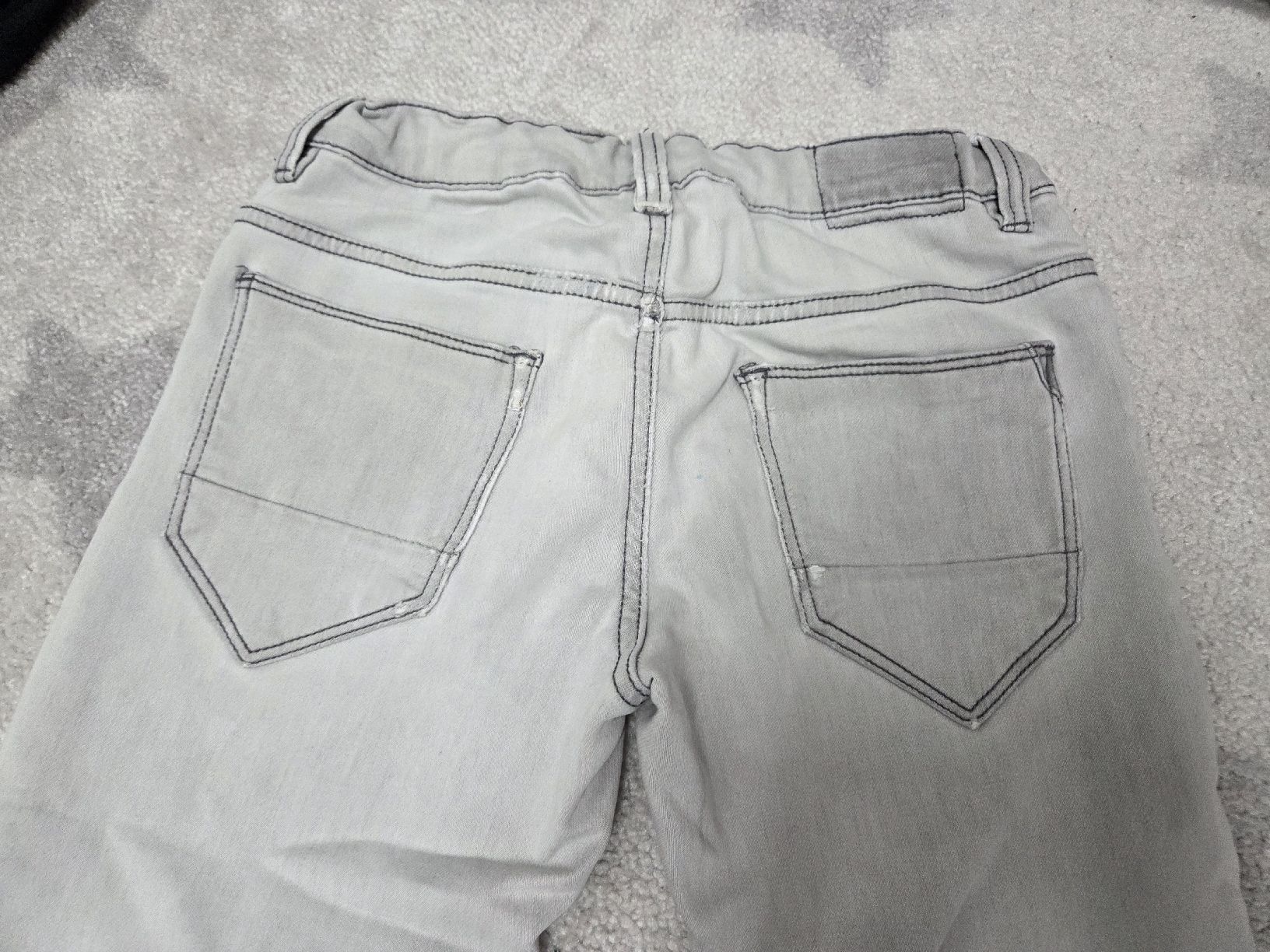 Pantalons: Hose, Jeanshose stylisch – D'occasion à Birr par SonjaB84 1