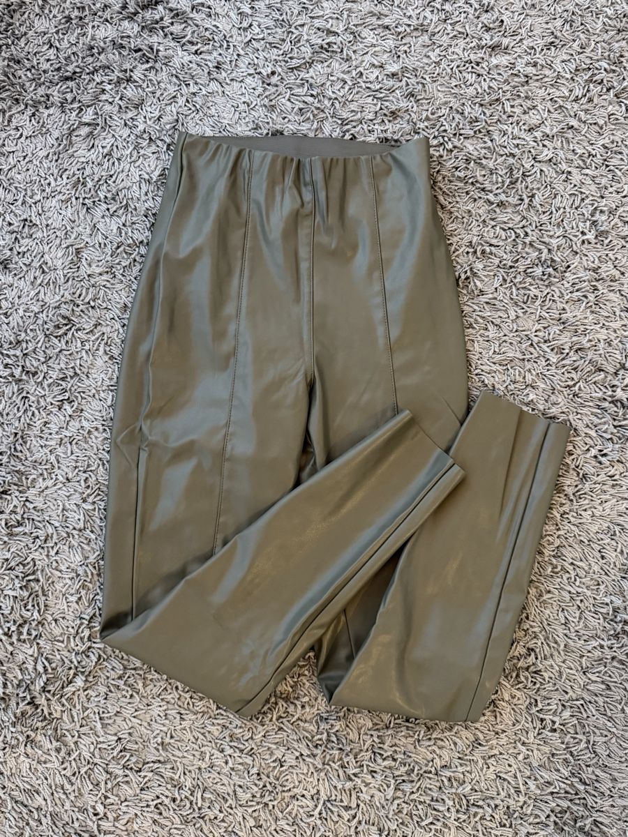 H&M Leggings: Leggins olivgrün – Neu (gemäss Beschreibung) aus Frümsen von laura002 1