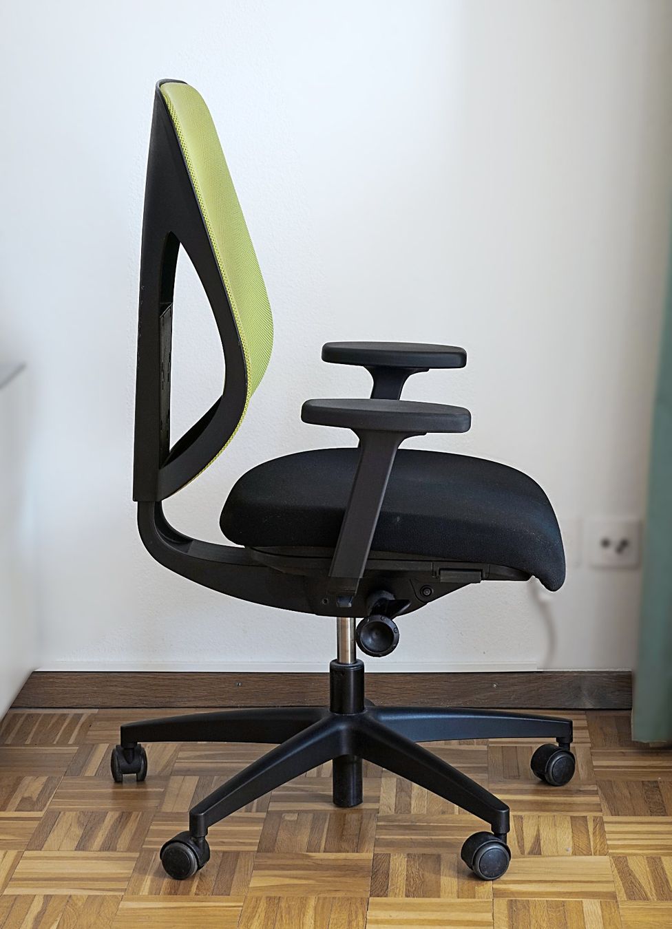 Giroflex Chaises: Bürostuhl Giroflex – D'occasion à Zürich par milritag 2
