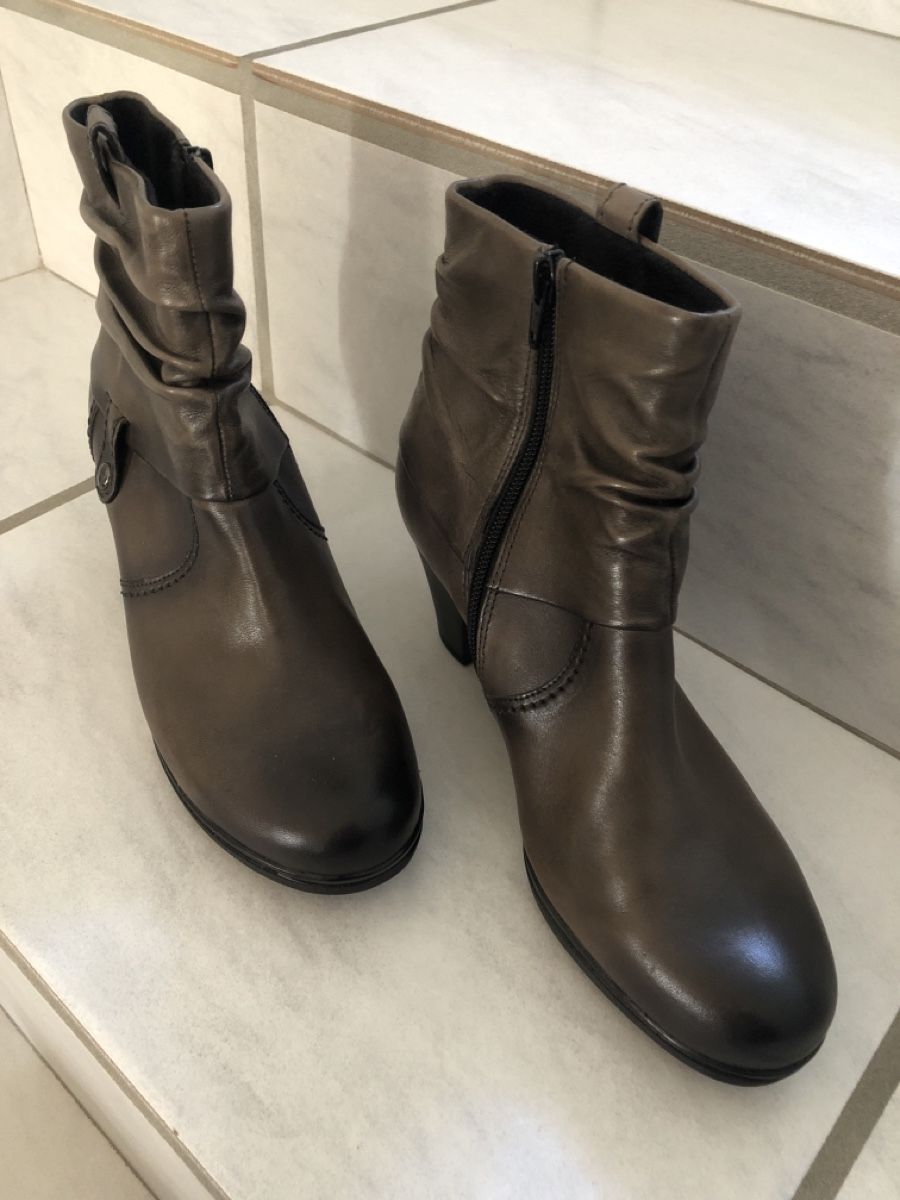 Gabor Scarpe da donna: Lederstiefeletten Gabor Gr. 4 – Usato da Büren SO venduto da Nuri09 3
