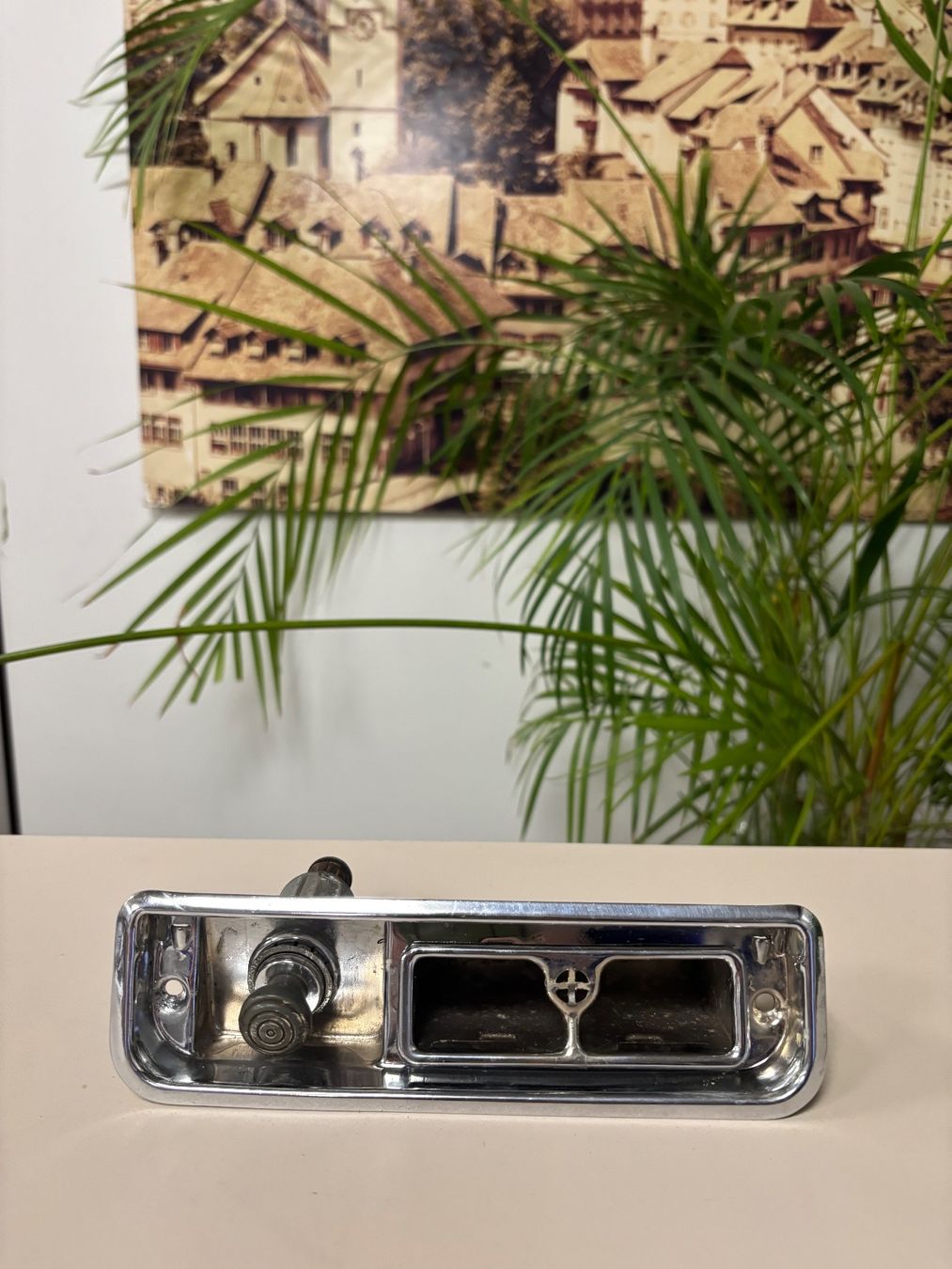 Portacenere: Aschenbecher mit Zigarettenanzünder zu Cadillac Deville ! – Usato da Brügg BE venduto da rutschimedizin 1