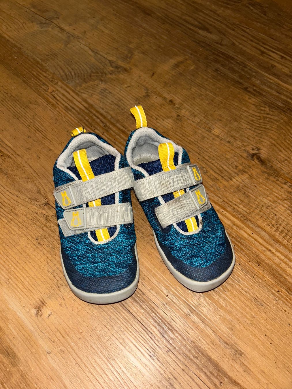 Affenzahn Schuhe für Jungen: Barfuss-Turnschuhe Affenzahn 27 – Gebraucht aus Safenwil von 2hand_aber_wertvoll