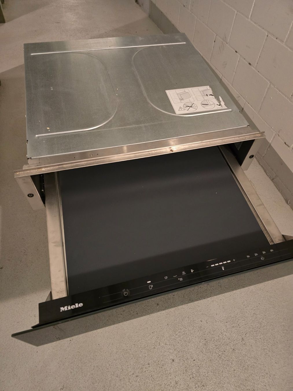 Miele Elettrodomestici da cucina: Miele Wärmeschublade ESW 7010 – Usato da Bassersdorf venduto da mhi_jx2g