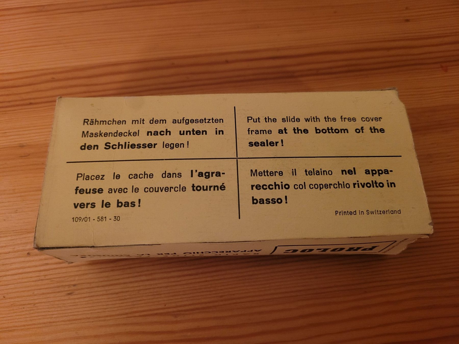 Posters & Illustrations: Fermoir à diapositives – D'occasion à Plan-les-Ouates par Momonea 1