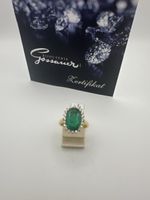 Exklusiver Ring aus 18 Kt Gelbgold mit Smaragd undBrillanten