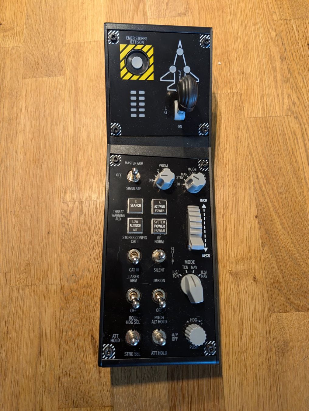 Thrustmaster Controller: Thrustmaster VIPER Panel – Gebraucht aus Amriswil von Spartiaten