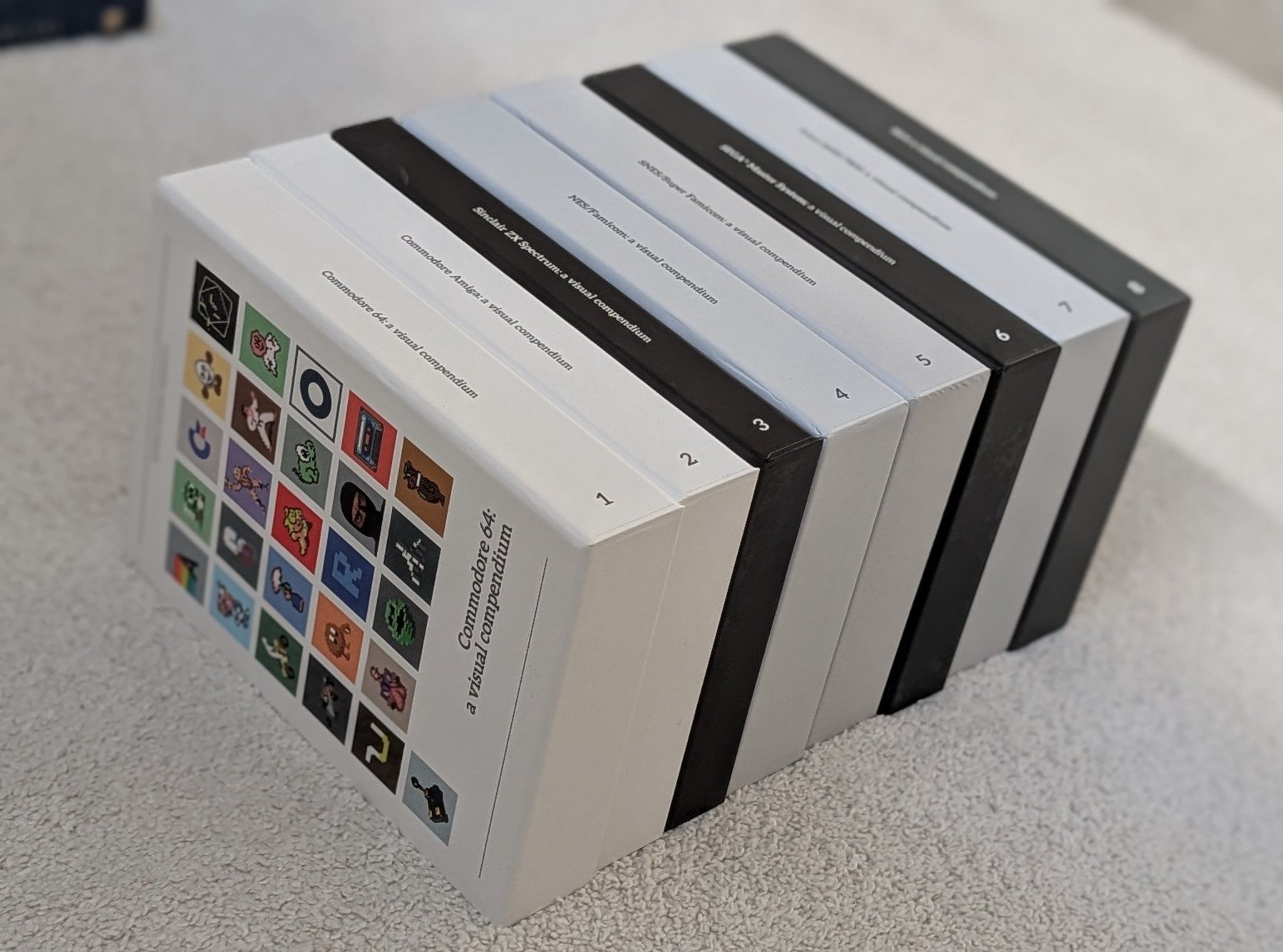Libri: Bitmap Books - A Visual Compendium Collection – Nuovo (secondo la descrizione) da Oftringen venduto da RetroMister
