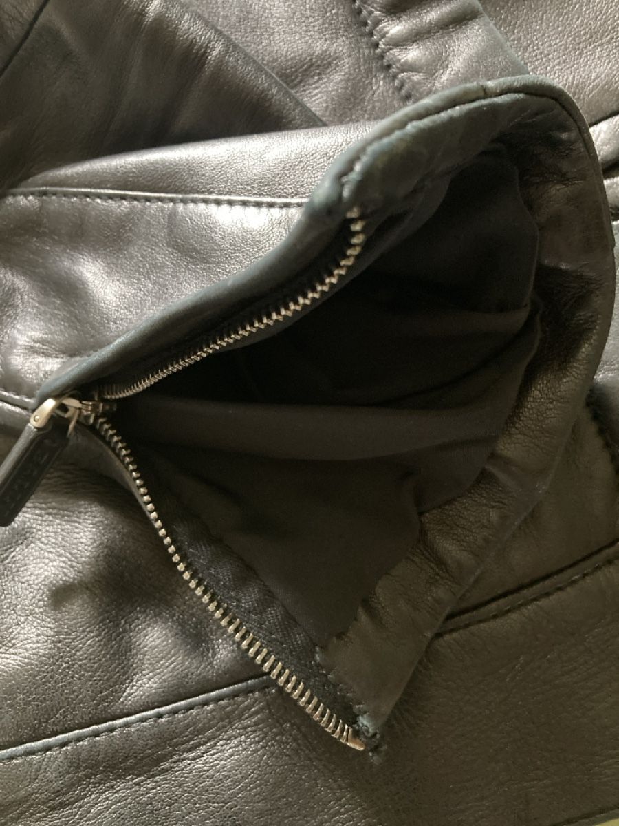 Bally Jacken: Bally Lederjacke Bomberjacke schwarz 34 / 36 top – Gebraucht aus Bern von nelke08 6