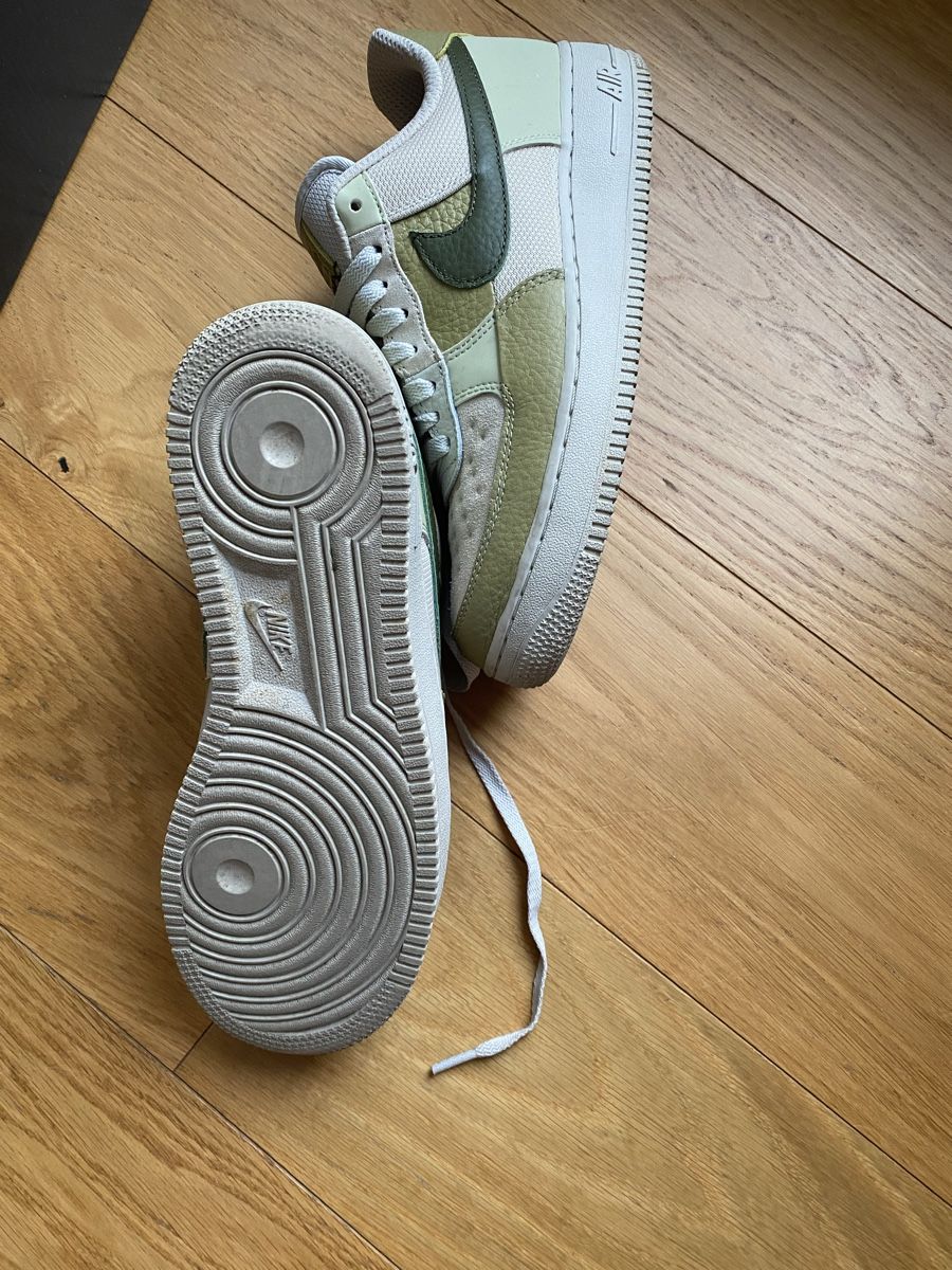 Nike Scarpe da uomo: Nike sneakers – Usato da Bern venduto da mel_x88r 4