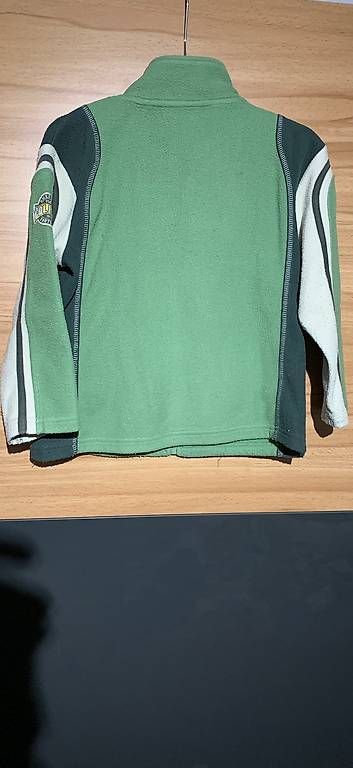 Vestes & Manteaux: Fleece-Jacke Grösse 116 – D'occasion à Rothenburg par Flaeckly 4