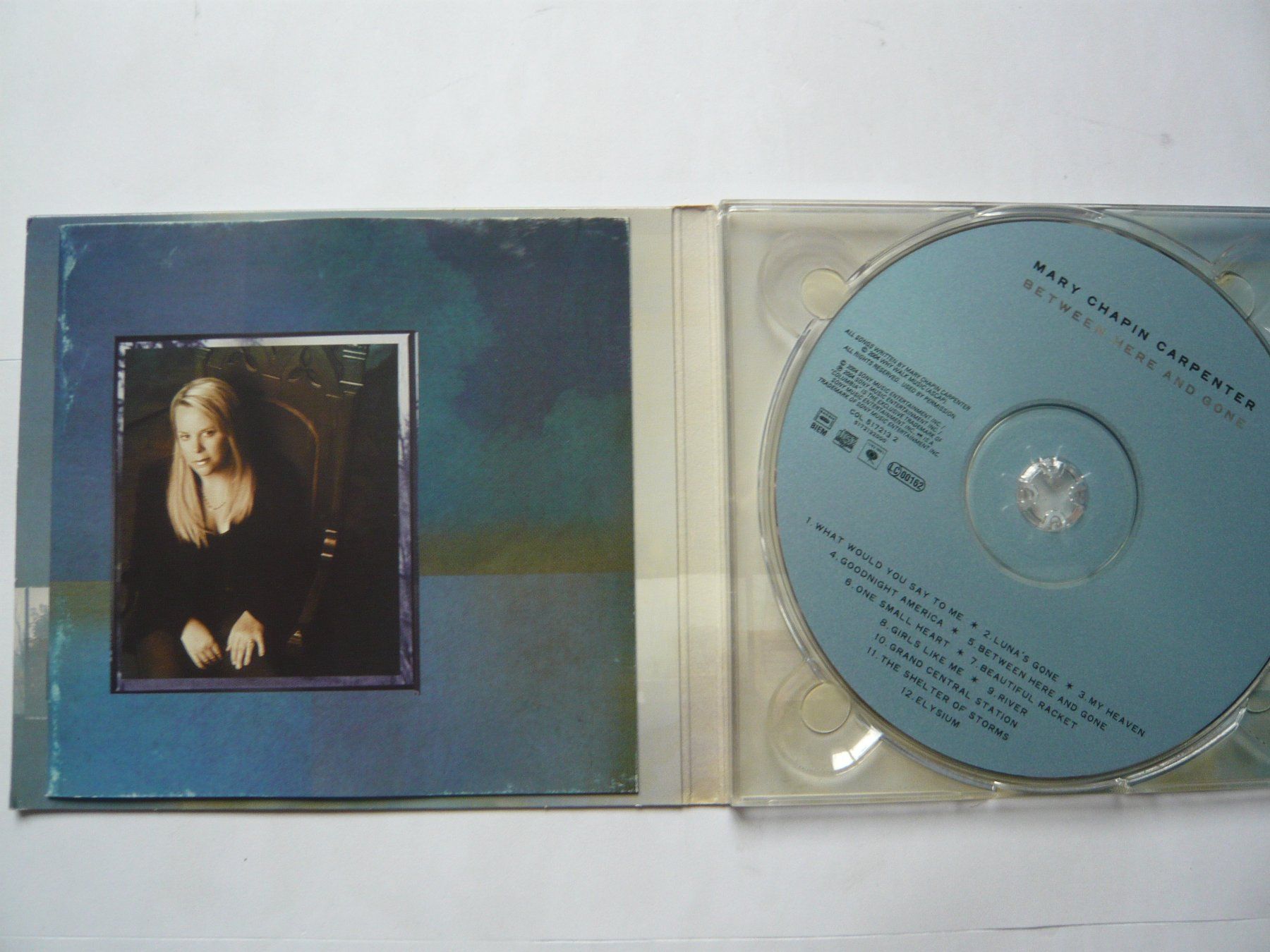 CD: MARY CHAPIN CARPENTER Between Here And Gone – Usato da Winterthur venduto da Cajun 1