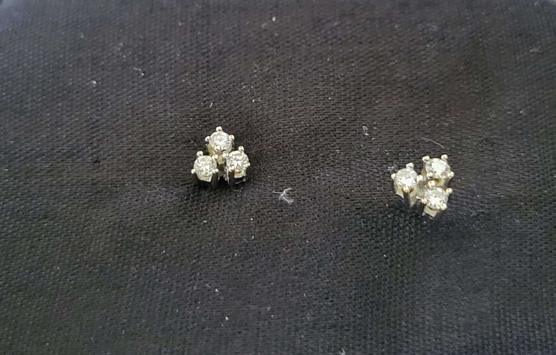 Orecchini pendenti & Orecchini a lobo: Goldohrringe mit Diamanten – Usato da Gutenswil venduto da ghekko88 2