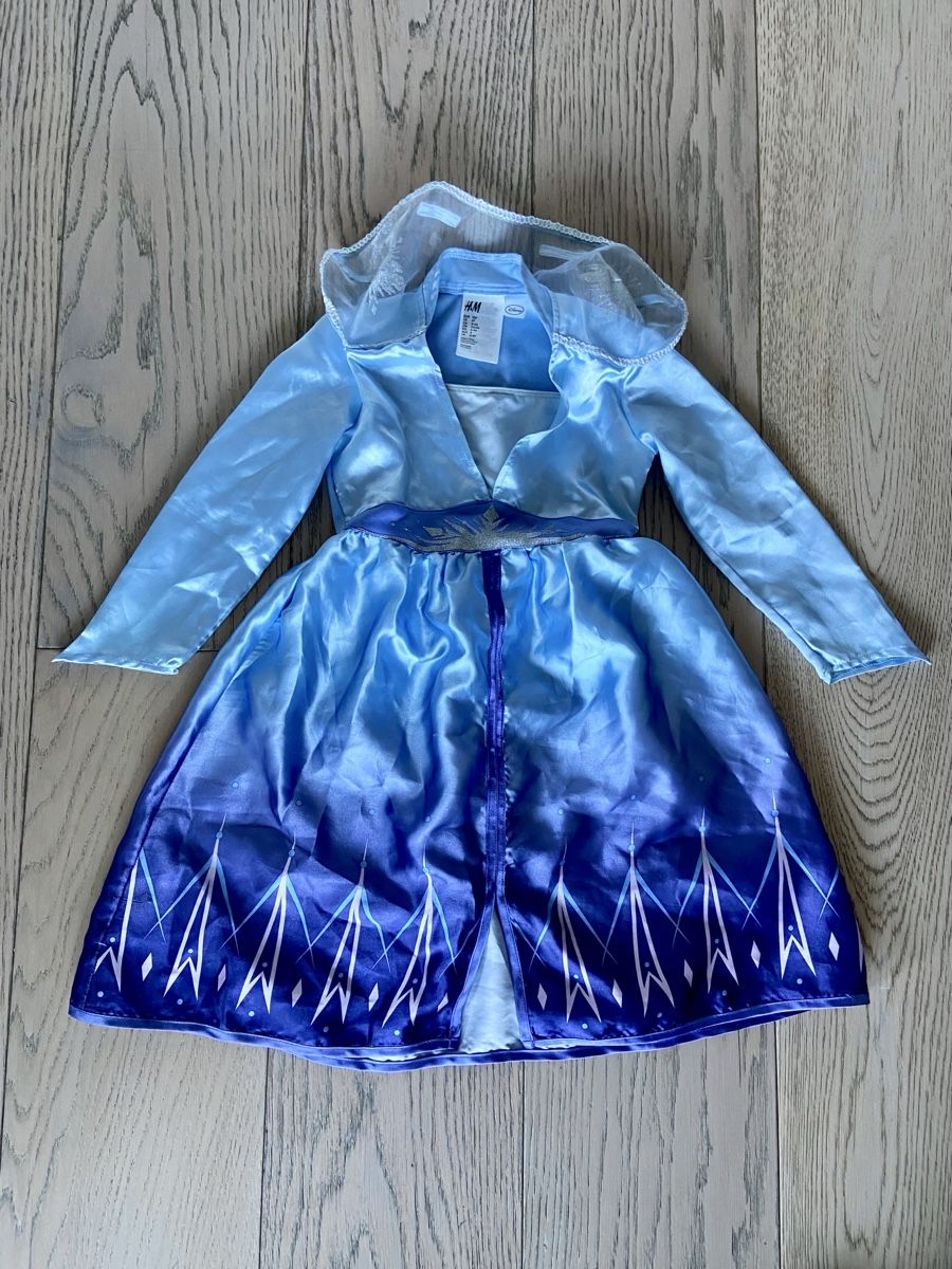 Elsa-Kleid von Frozen – H&M, Größe 104 (Gebraucht) in Arbedo für CHF 14 ...