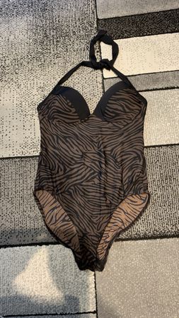 Badekleid
