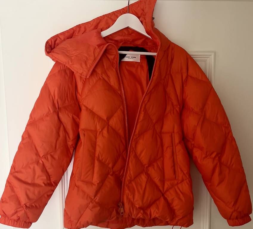 Gerry Weber Giacche: Daunen Jacke Gerry Weber, Grösse L, chic in Orange – Usato da Zürich venduto da Hypera