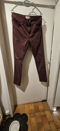 L.O.G.G Hose, Gr. 44 Bordeaux-Rot, Top Zustand für Herbst!
