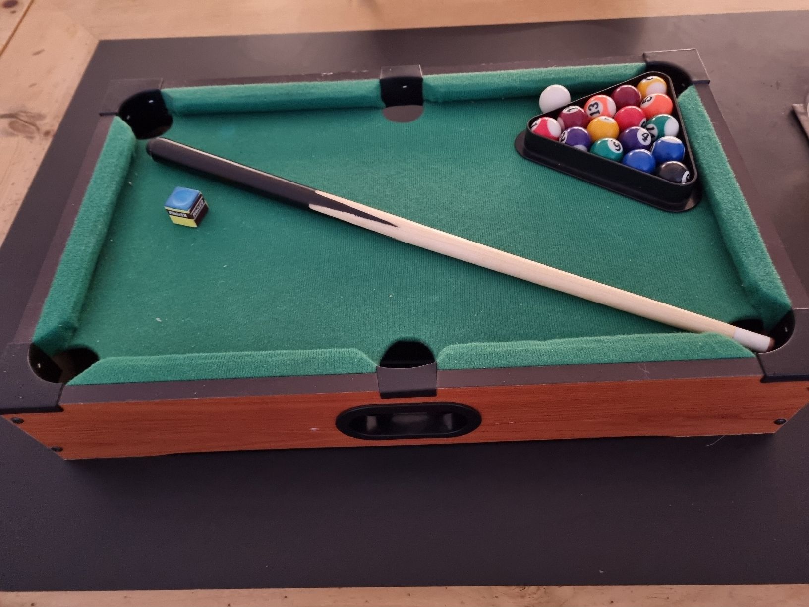 Spiele: Kinder Tisch Billard  – Gebraucht aus Steinen von turbogeiss99