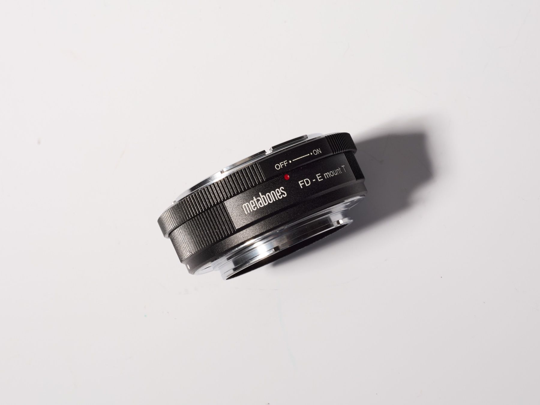 Metabones Adattatori foto: Metabones Canon FD to Sony E-mount T Adapter, boxed – Usato da Zürich venduto da Delarumba 1