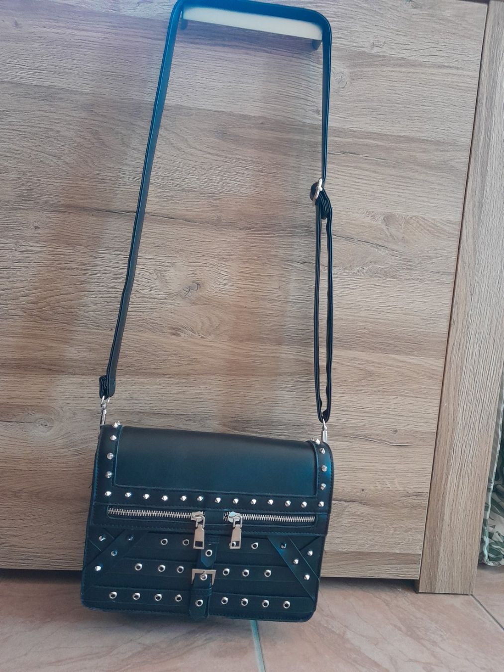 Taschen für Damen: Sac à main GOTHIC PUNK MÉTAL CLOUTÉ BLACK – Gebraucht aus Allens von MADE.IN.ROCK.N.ROLL 1