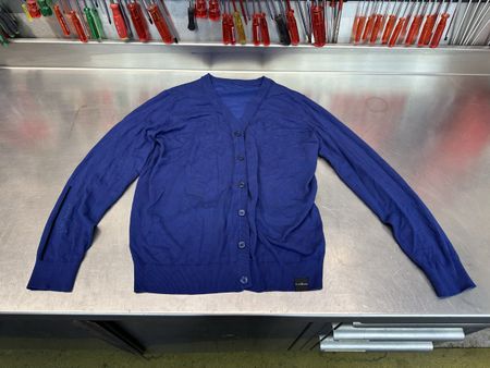 Cardigan John Richmond blau