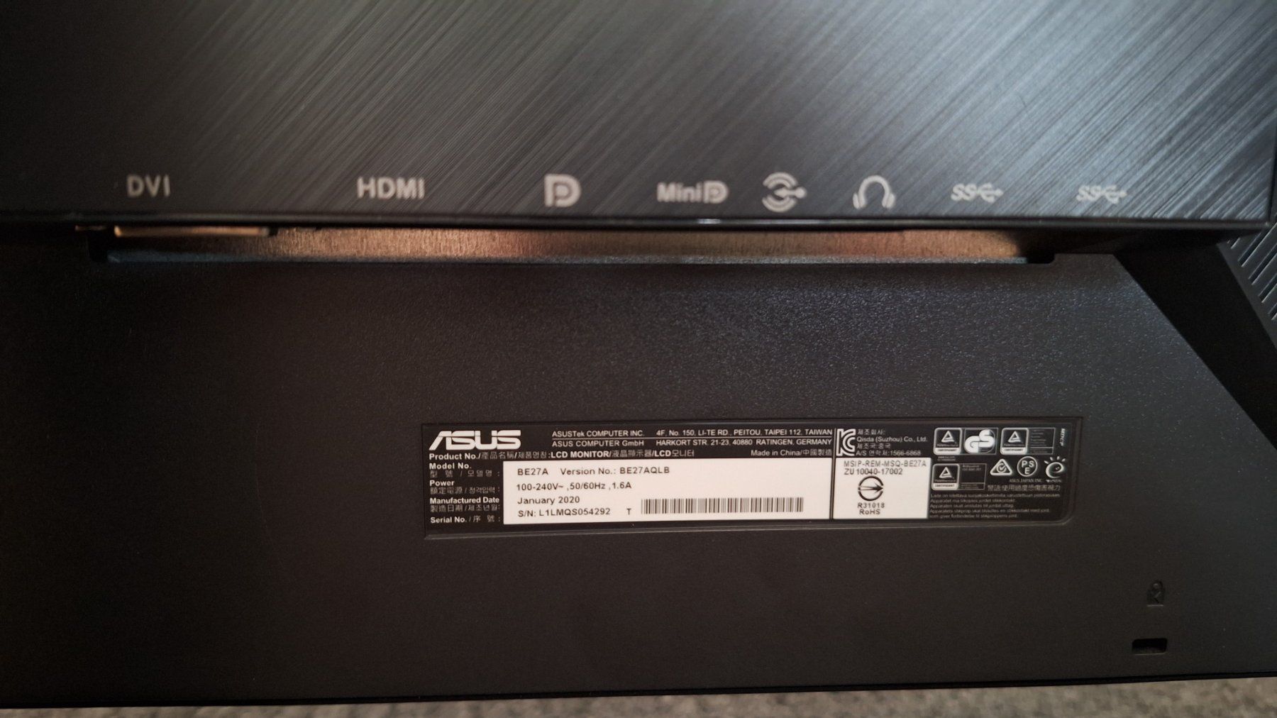 Asus Monitor: 27 Zoll Asus Bildschirm – Usato da Zürich venduto da Dancer10 1