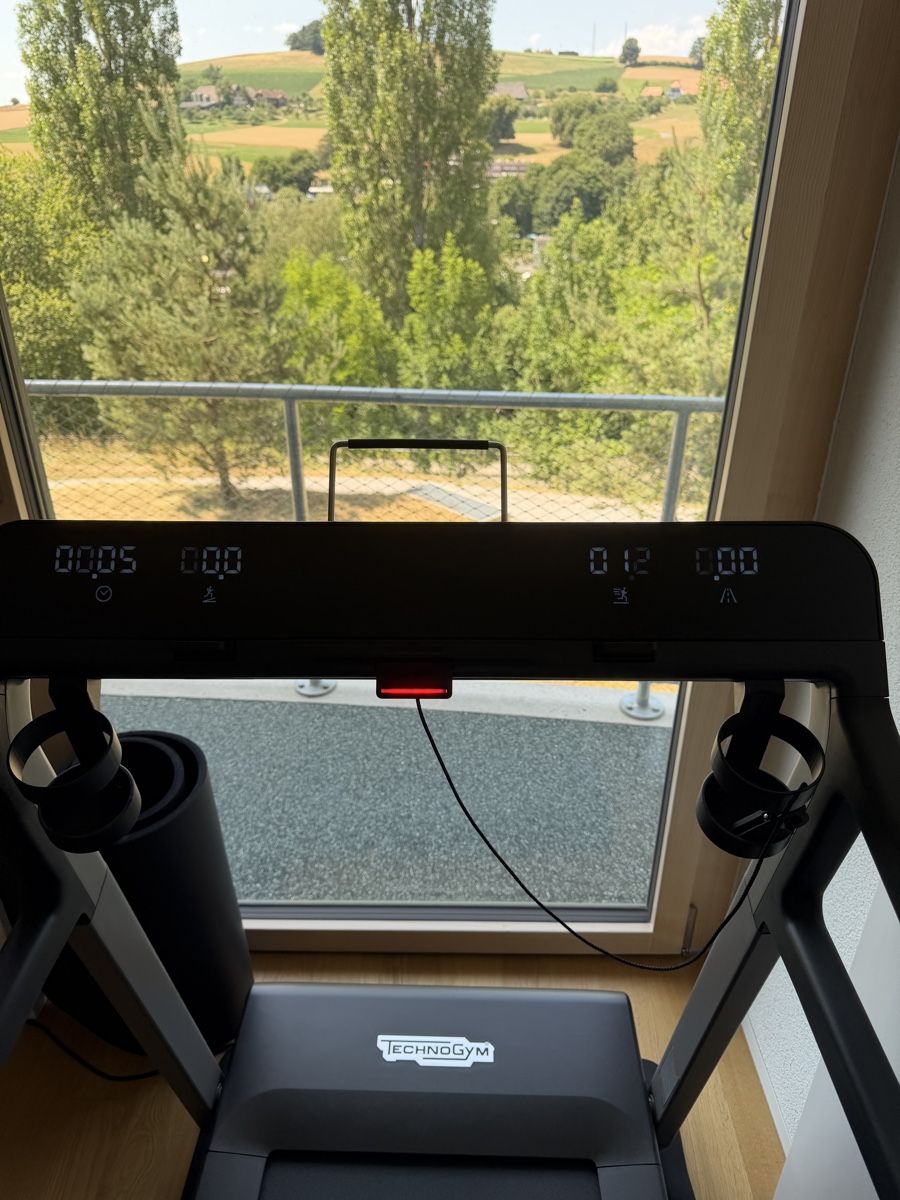 Technogym Hometrainer: Technogym MyRun – Neu (gemäss Beschreibung) aus Bern von Amylee1999 1