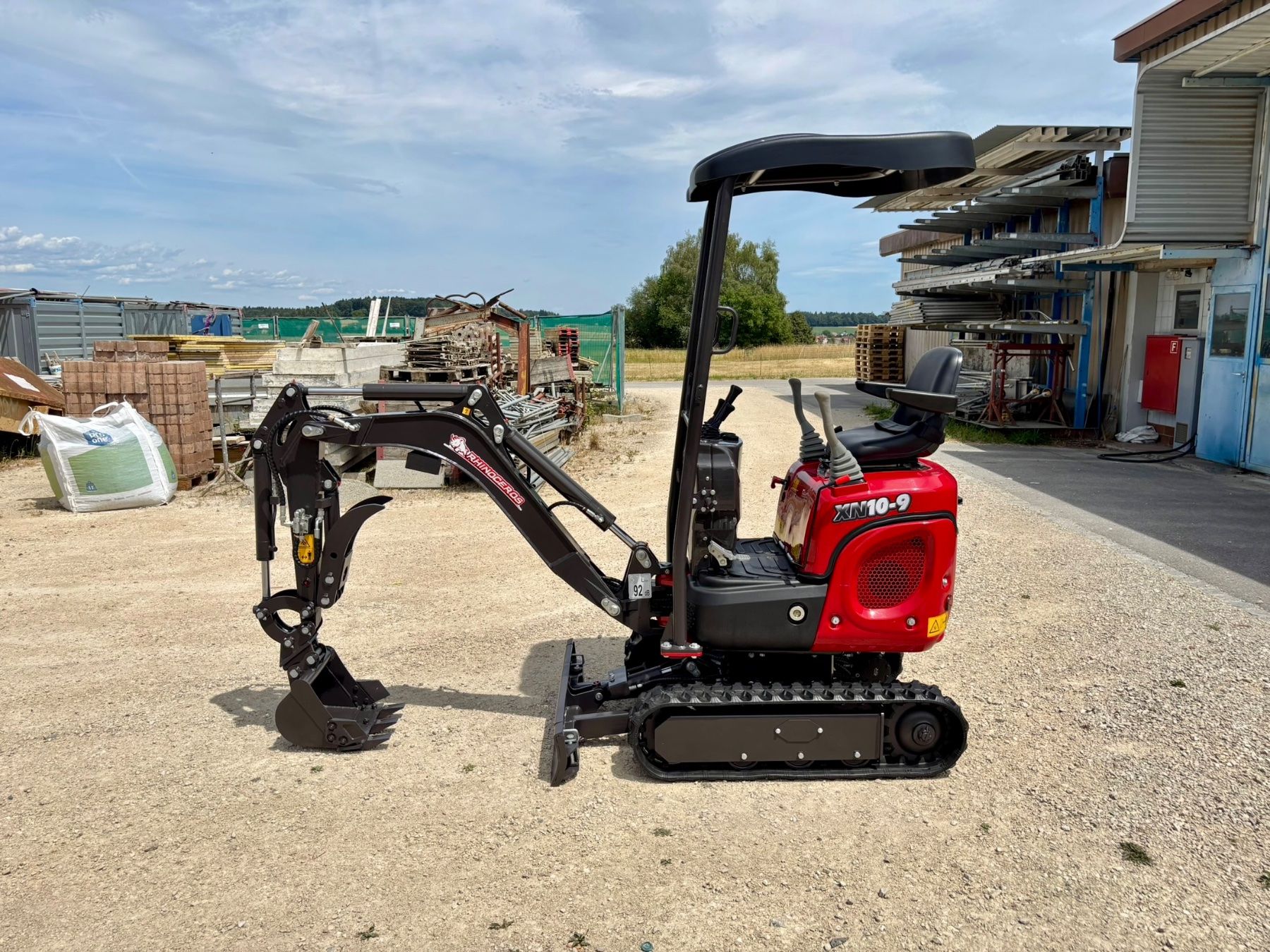 Excavateurs: Bagger 1.0t mit Zubehör – Neuf (Voir description) à Courgevaux par Querly 1