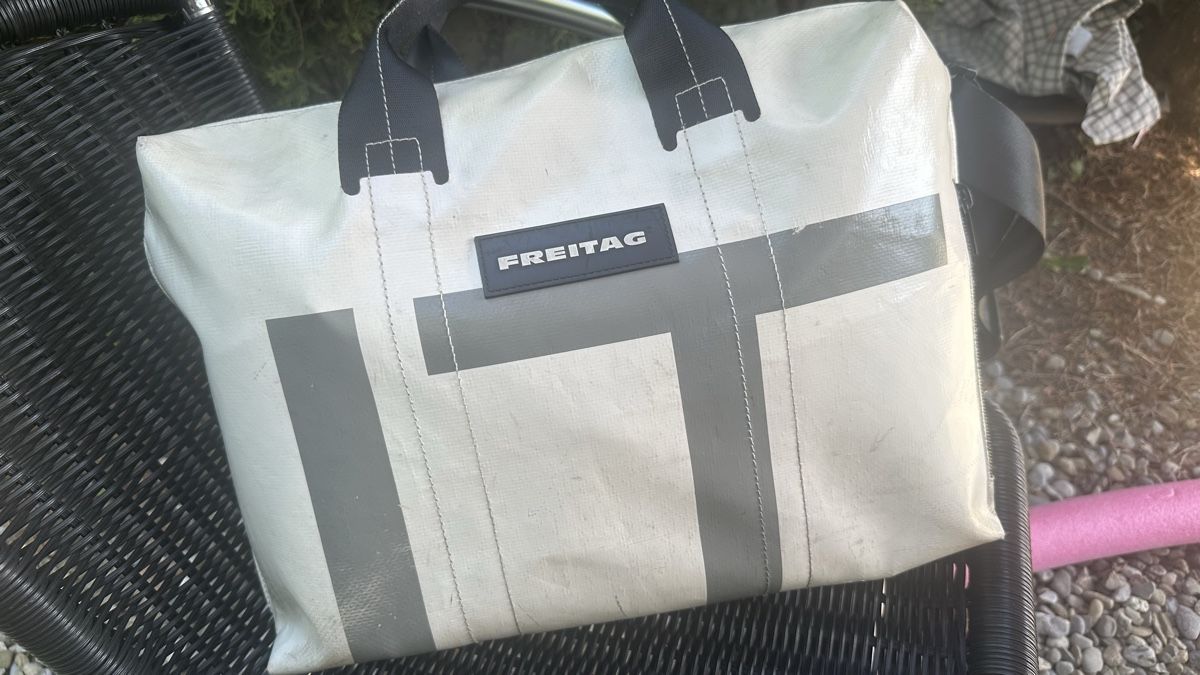Freitag Borse: 3 verschiedene Freitag Tasche verkaufen  – Usato da Thun venduto da James_VI
