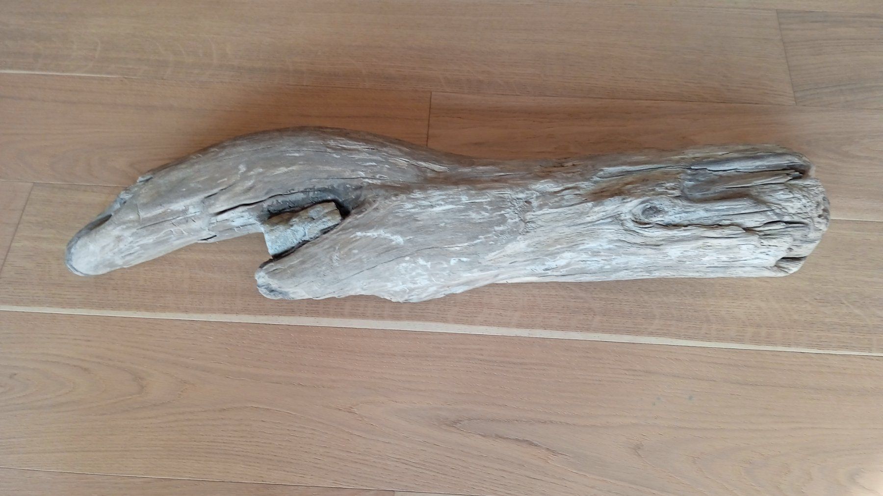 Holzartikel: Schwemmholz mit Stein – Neu und originalverpackt aus Widnau von ForViolin
