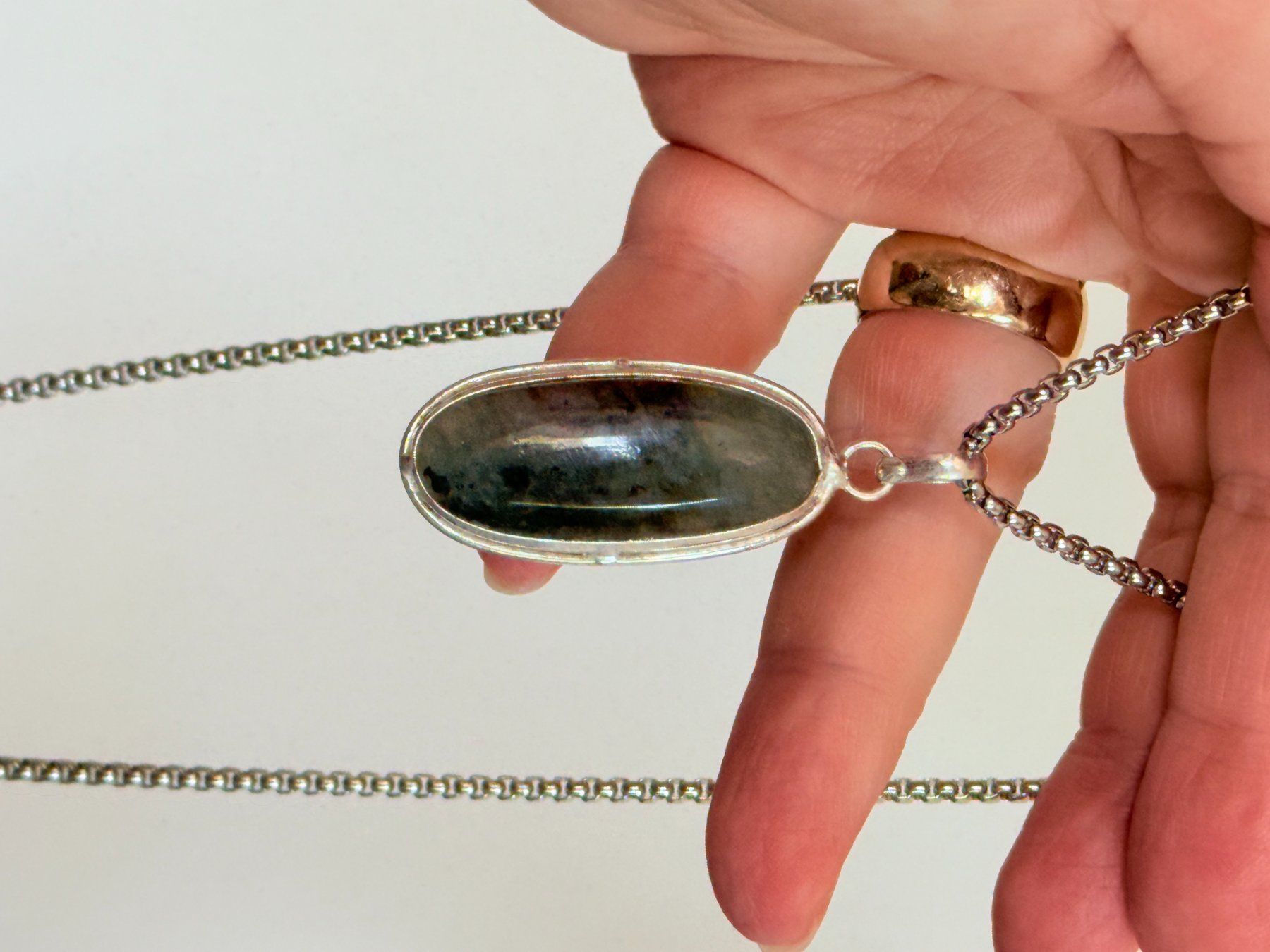 Catenine: Collier pendentif labradorite authentique – Nuovo e nell'imballaggio originale da Genève venduto da AWWA 3