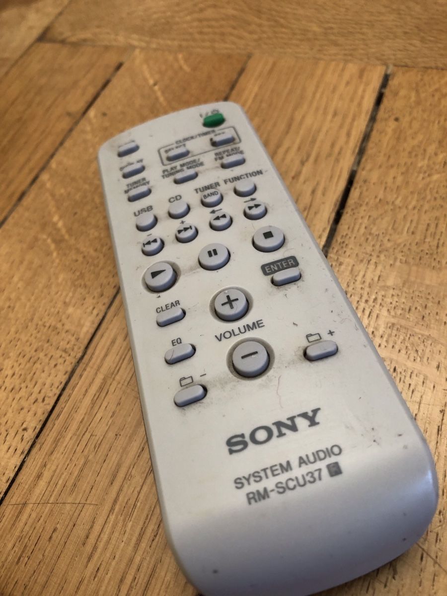 Sony Multimediaplayer & Streamer: Chaîne HiFi Sony CMT-BX3 avec télécommande – Neu (gemäss Beschreibung) aus Genève von fra_f685 5