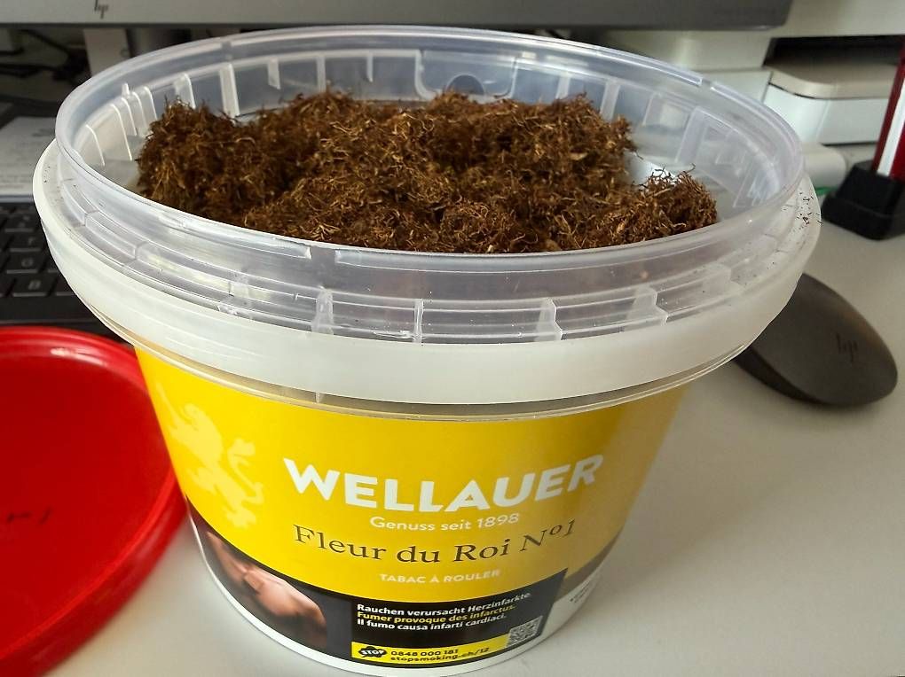 Tabacchi: Wellauer Fleur du Roi N°1 Tabak – Nuovo (secondo la descrizione) da Volketswil venduto da T__J