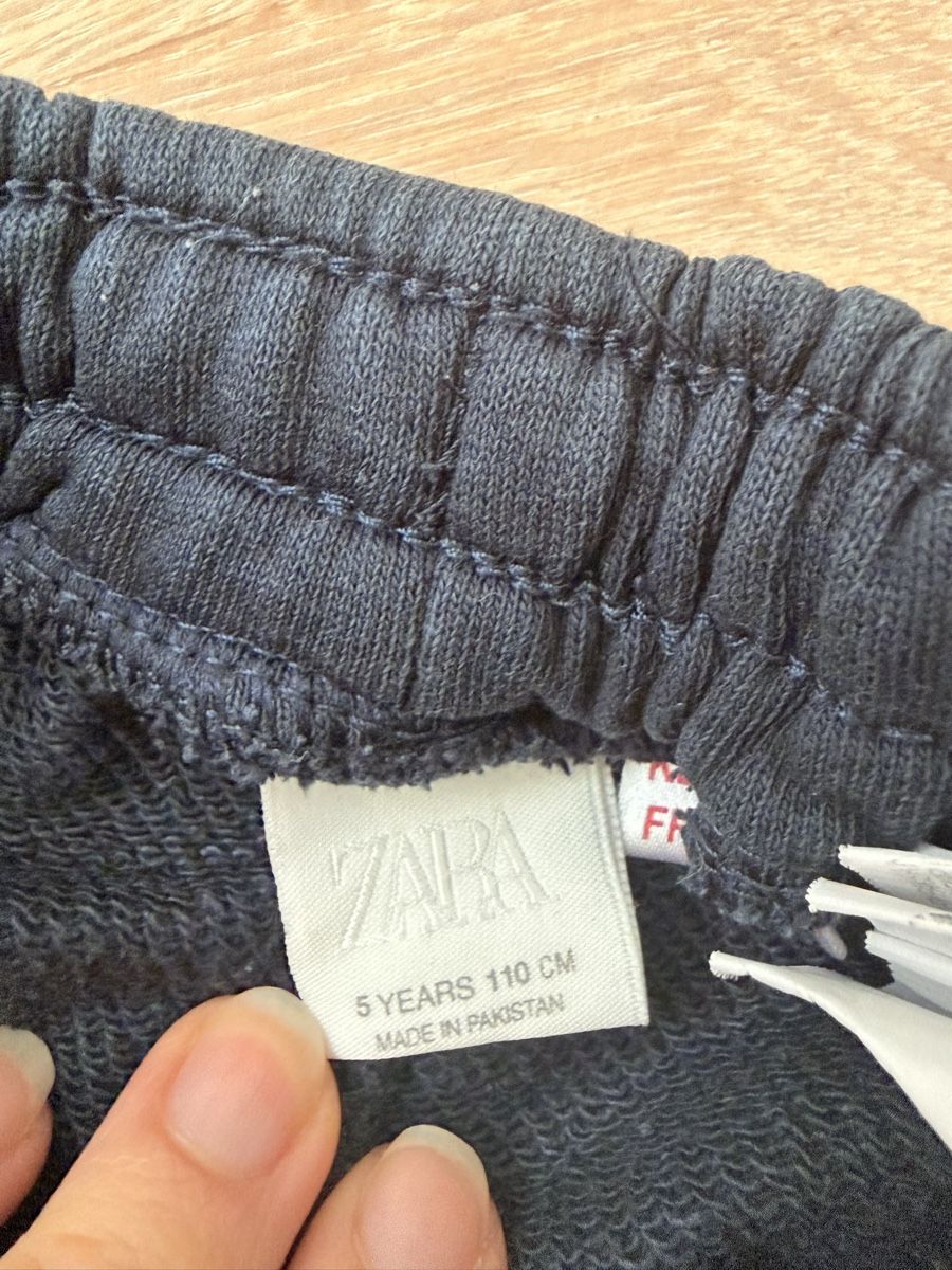 Zara Hosen: Zara Trainerhosen Gr 110 – Gebraucht aus Magden von Rosenzweig 1