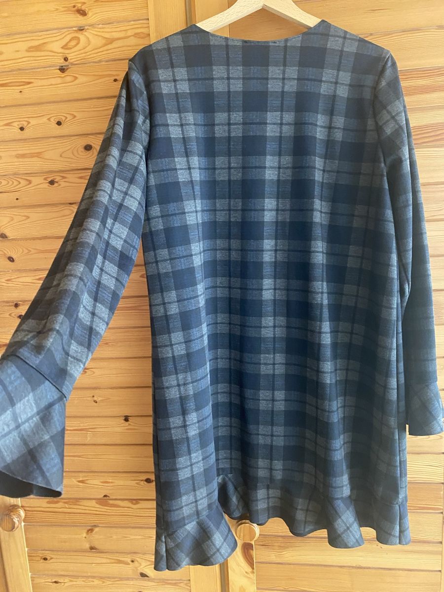 Zara Kleider: ZARA Kariertes Kleid Grösse Xl – Gebraucht aus St Gallen von Berta343 3