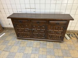 Rustikaler Massivholz Schrank/Buffet