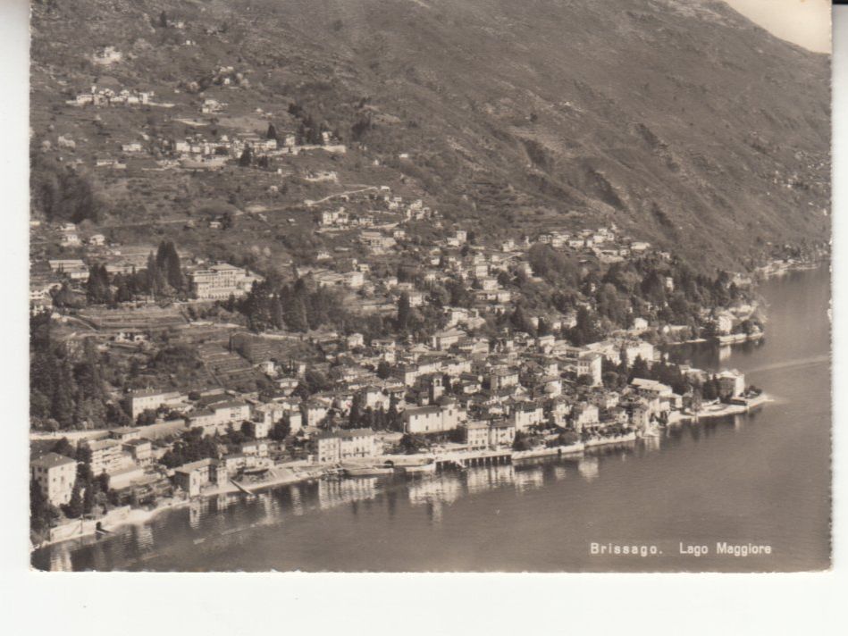 Cartoline postali: Brissago Flugaufnahme ca. 1950 – Usato da Bürglen TG venduto da StampGraf