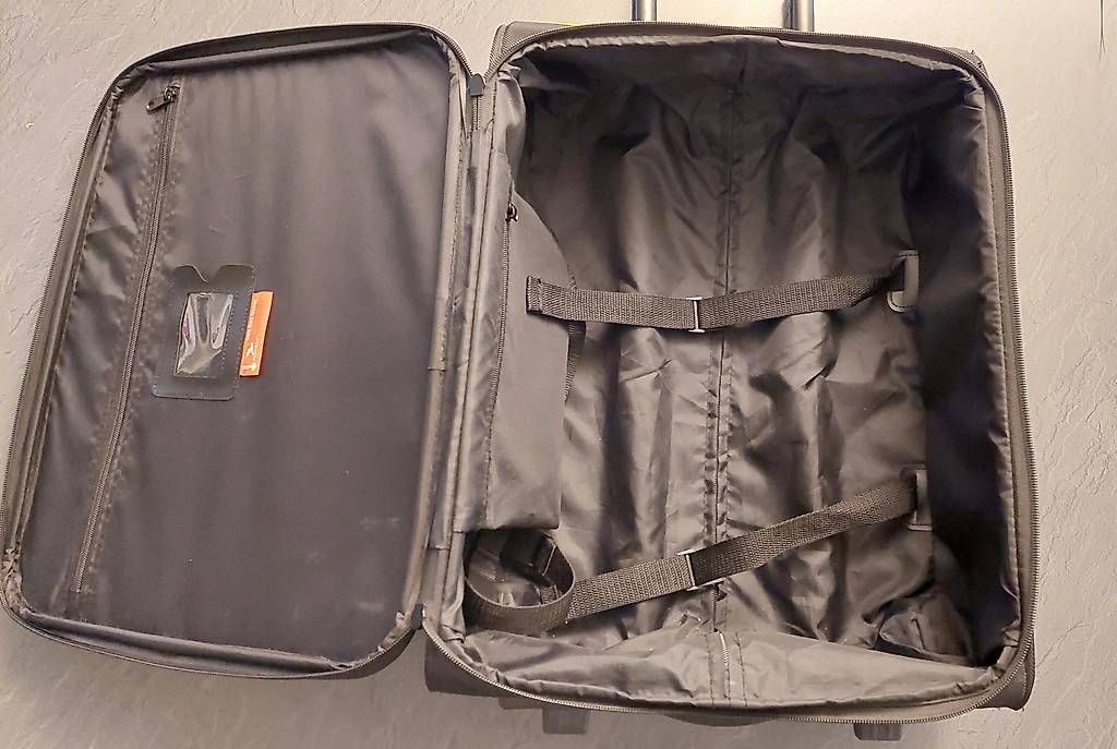 Valigie: Pack Easy Handgepäck Rollkoffer 2x – Nuovo e nell'imballaggio originale da Dallenwil venduto da 6605 3