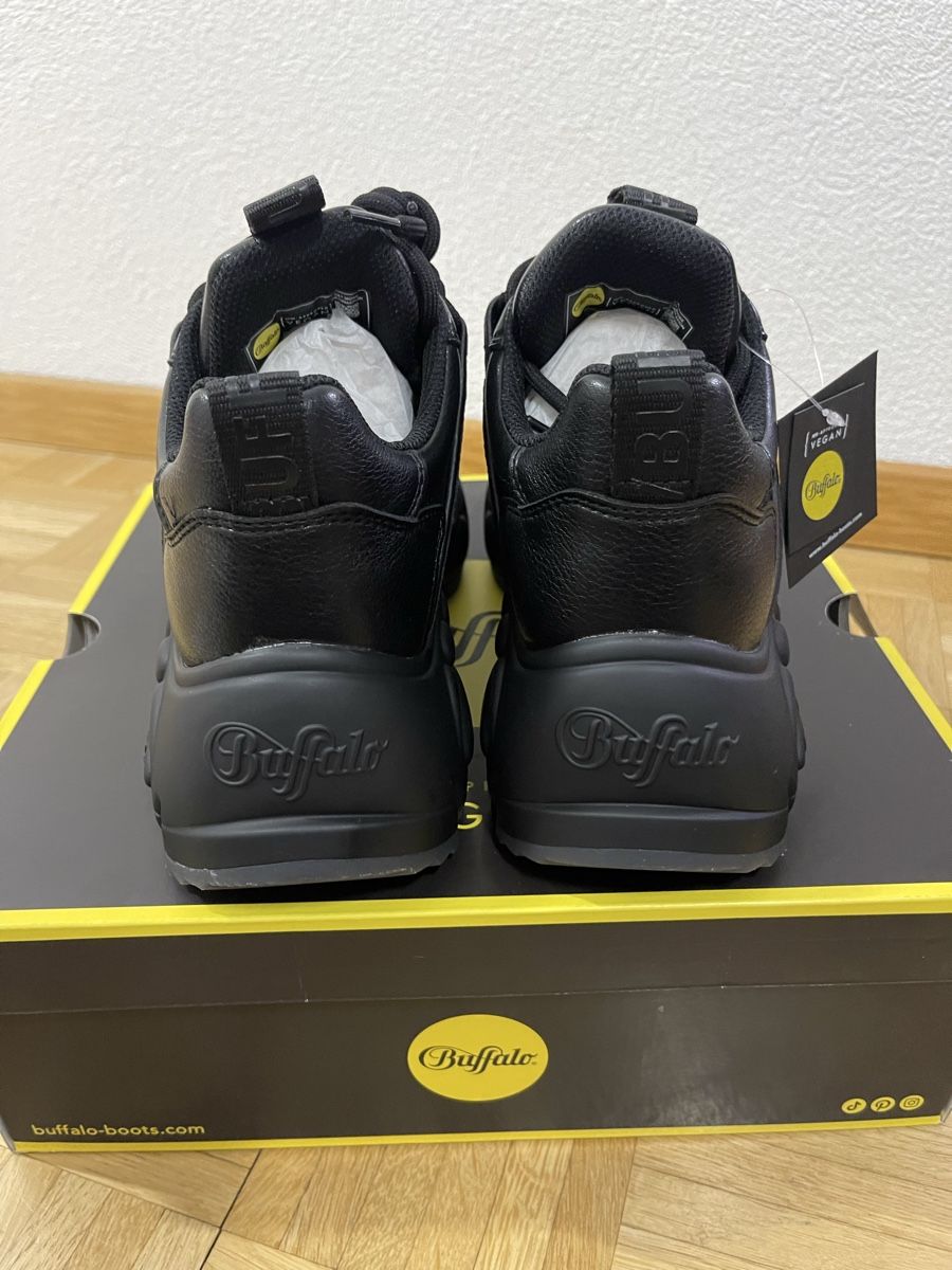 Buffalo Scarpe da donna: Buffalo Sneaker Binary Ice schwarz Grösse 38 neuwertig – Nuovo e nell'imballaggio originale da Rheineck venduto da FGeissler 4