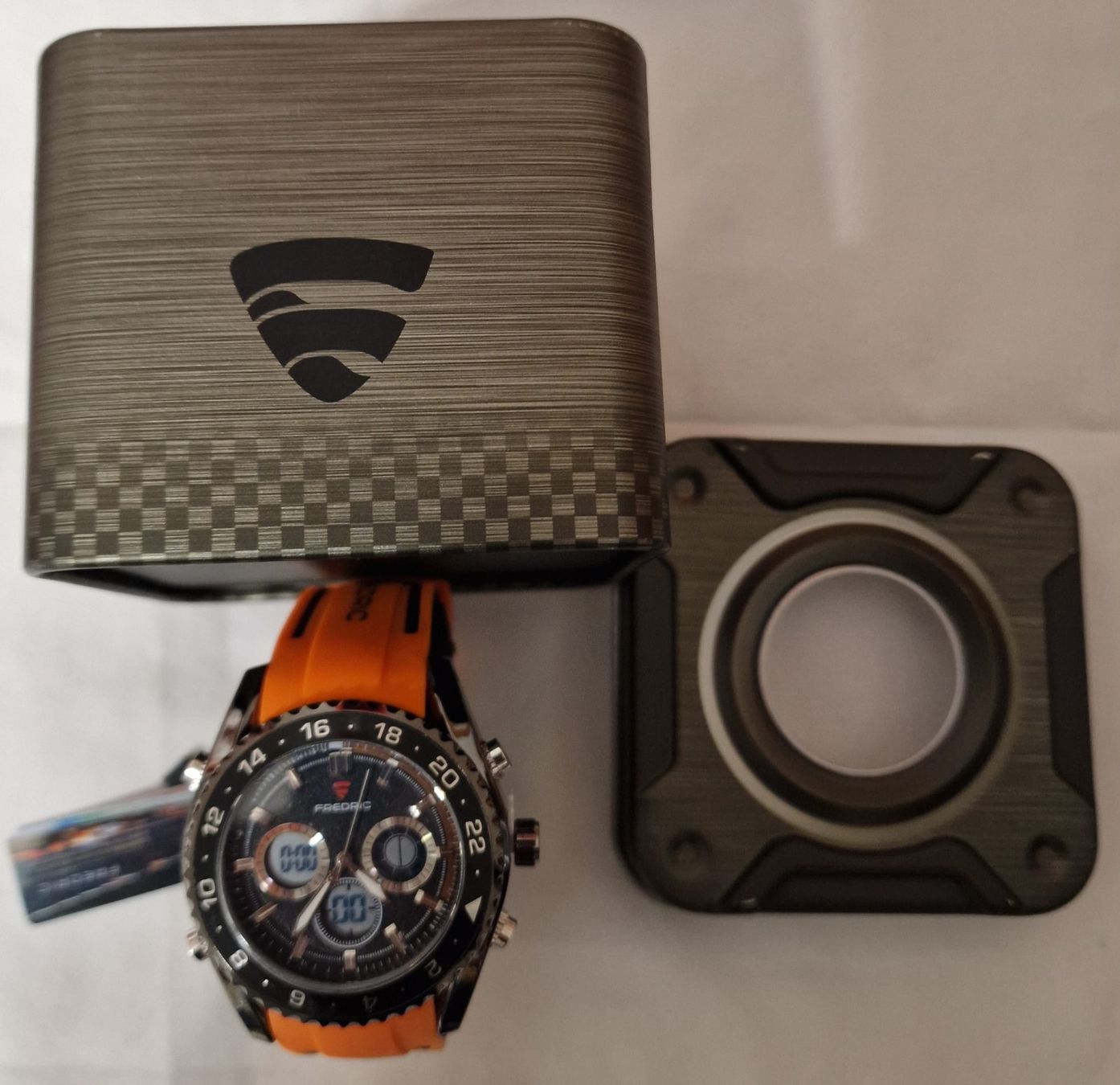 Uhren: Fredric Automatic Men's Watch Selection With Original Boxes – Neu und originalverpackt aus Châtel-St-Denis von Hochiminnavarro9 1