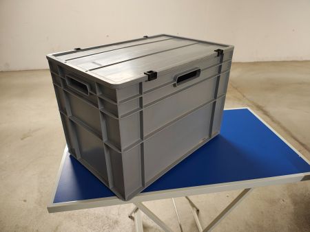 Transportbox / Normbehälter Stöckli 80 l mit Deckel