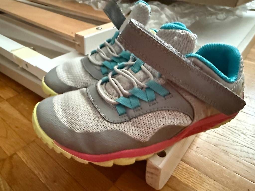 Chaussures garçon: chaussures randonnée enfant merrel taille 31 – D'occasion à Lausanne par beatriz_g