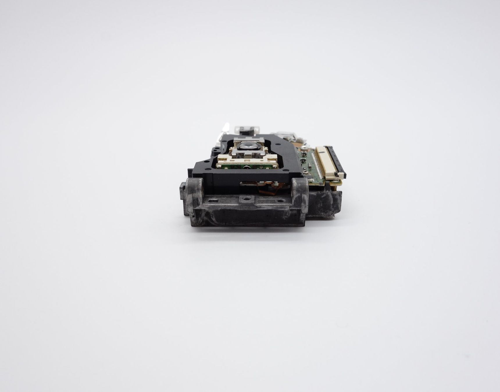 Sony Konsolen: Lentille de rechange KES-400A pour PS3 rétrocompatible – Gebraucht aus La Rippe von Kopernic 5