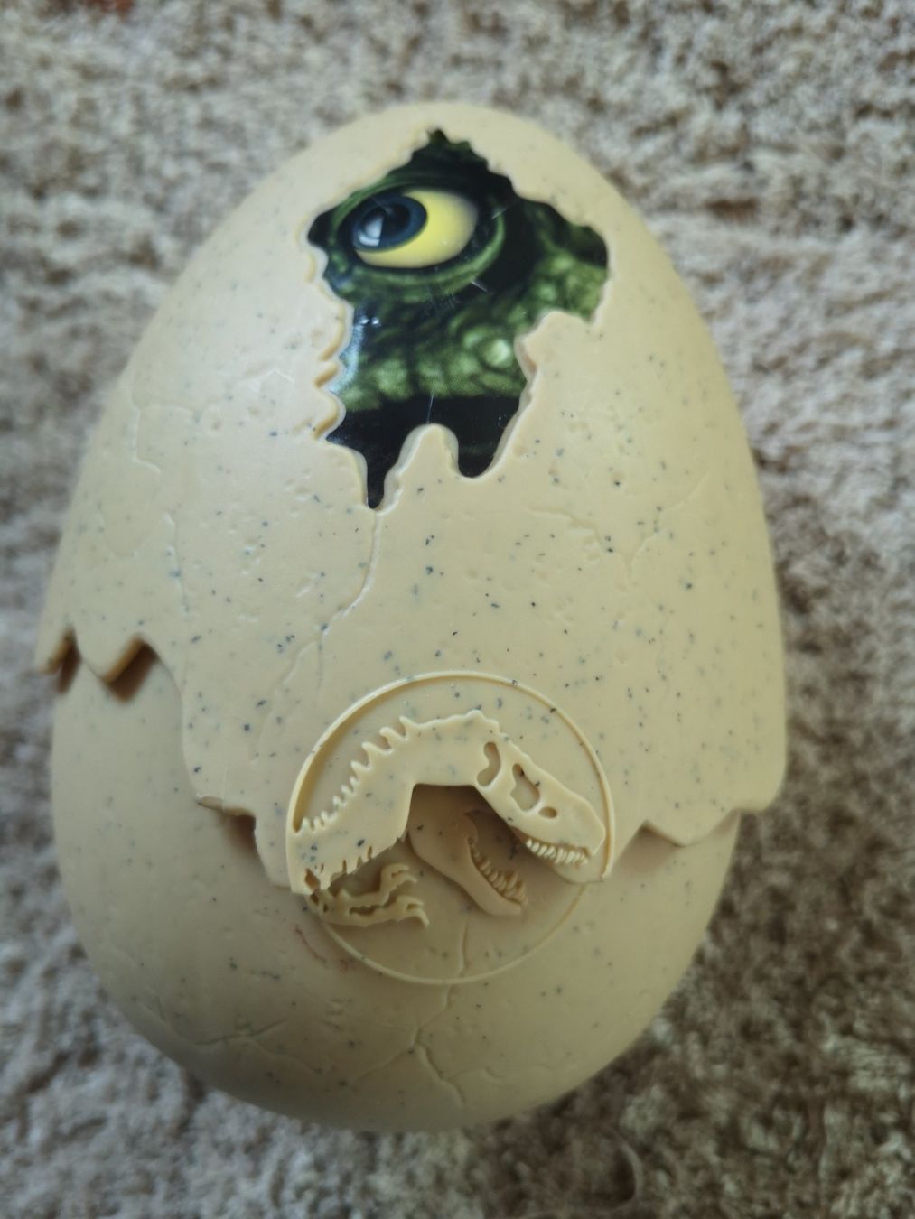 Spielzeuge: Jurassic World Baby-Dino mit Ei – Gebraucht aus Vordemwald von Esel04